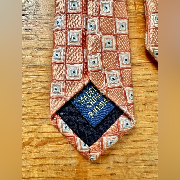 Jones New York Orange Tie - Picture 5 of 5